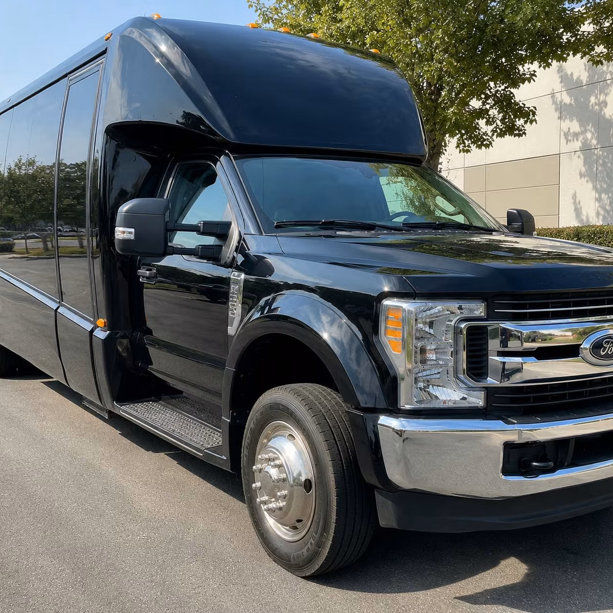 15 passenger minibus