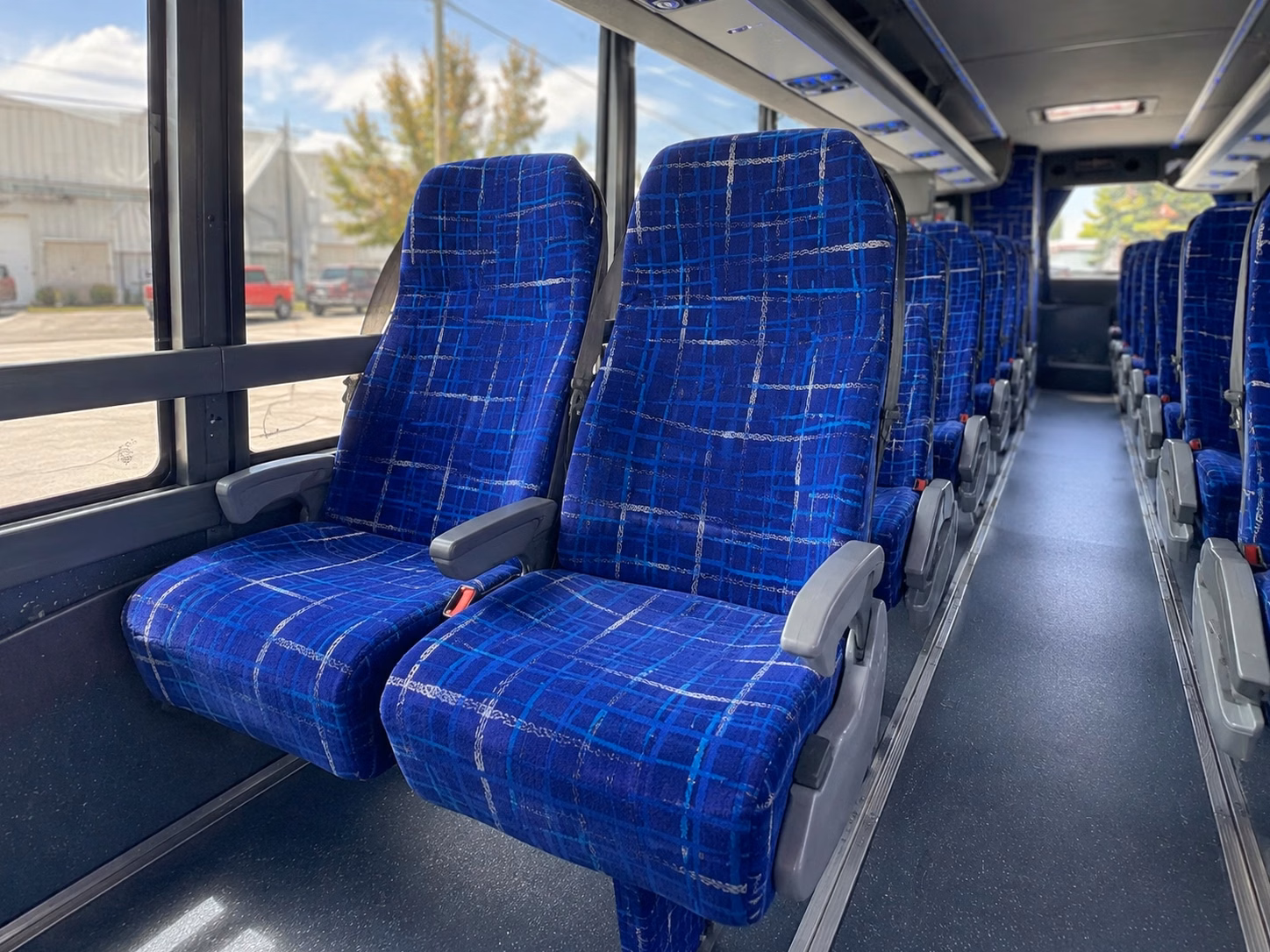 charter buses for large prom groups in the anchorage area