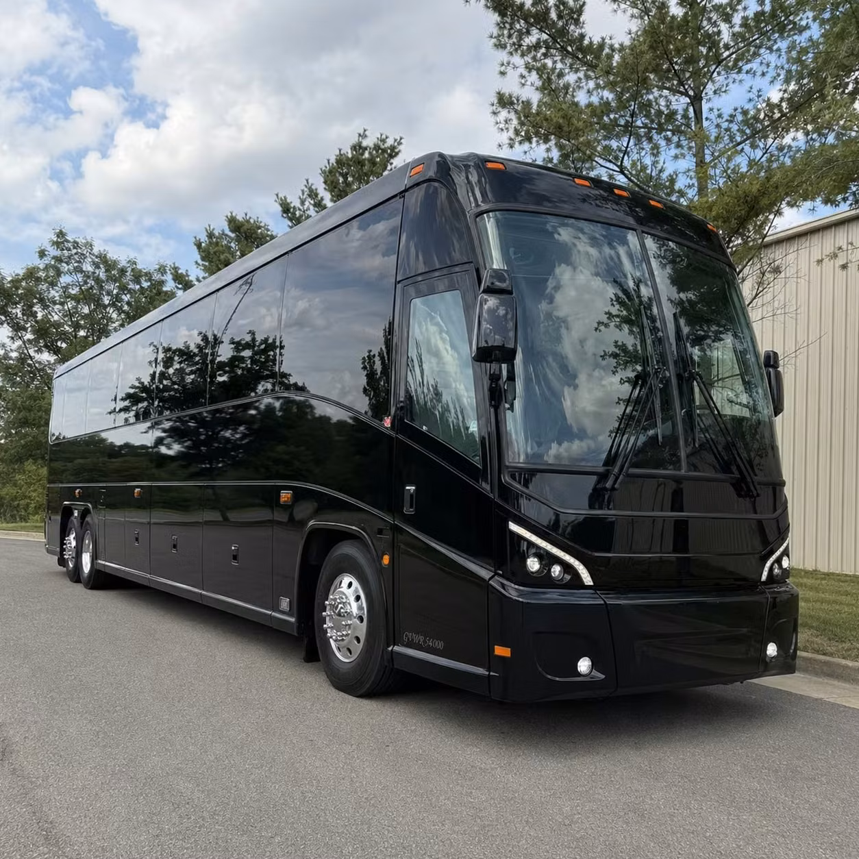 construction crew and worksite shuttle services in and around anchorage