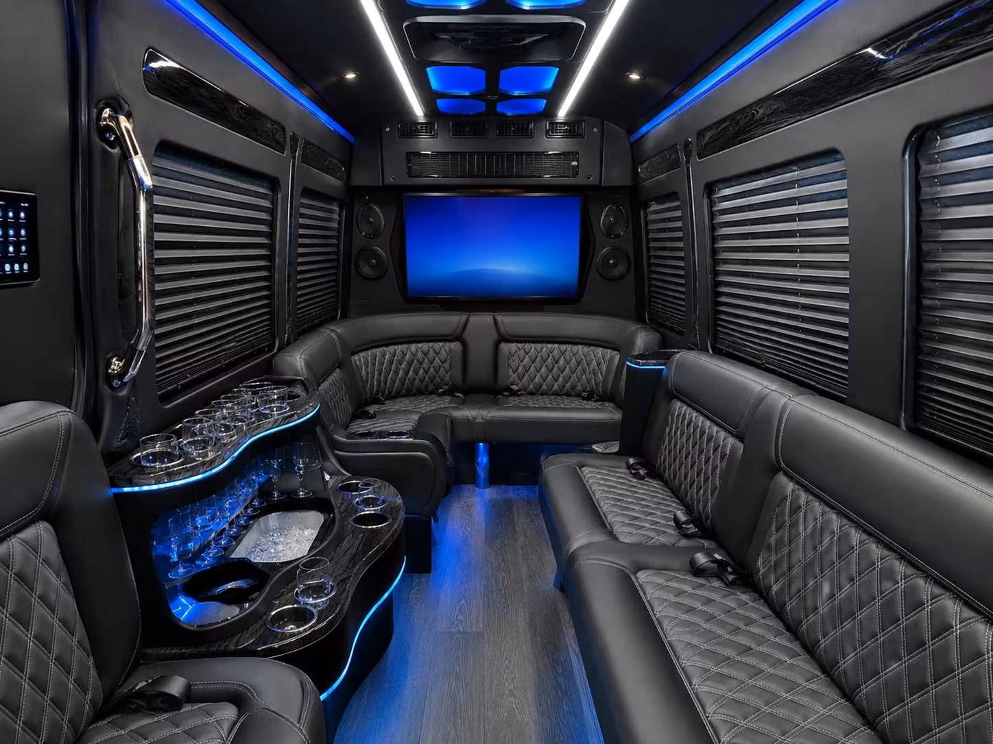 school field trip and group event transportation in anchorage
